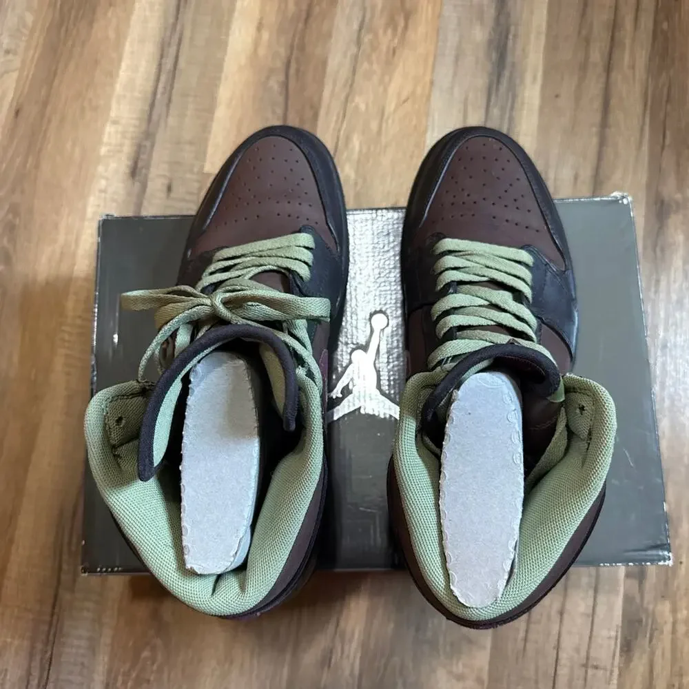 2010 Jordan 1 Retro High Velvet Brown